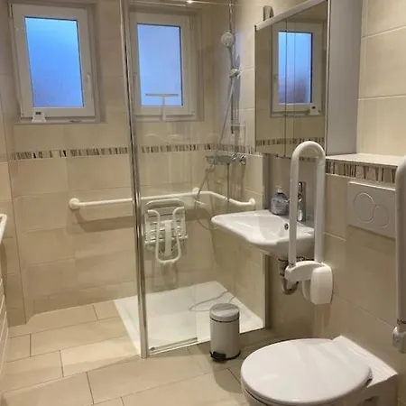 Chez Antoine & Antoinette 12