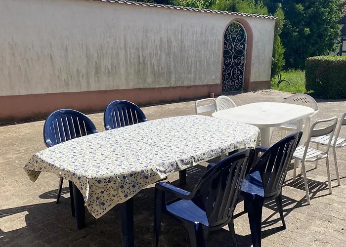 Chez Antoine & Antoinette 12 Holiday home